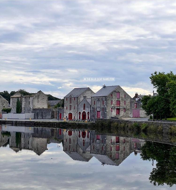 Riverfront Apartments At The Blue Goat Ramelton Eksteriør billede