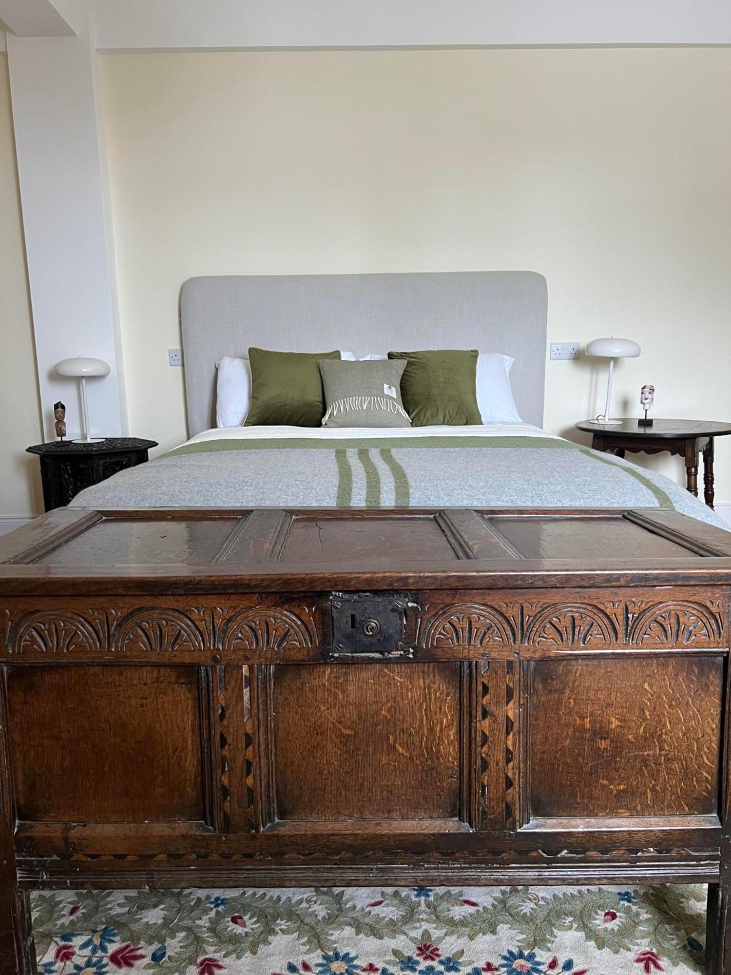 Riverfront Apartments At The Blue Goat Ramelton Eksteriør billede